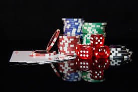 Pemain menikmati permainan Bingo di semarak4d dengan akses mobile mudah